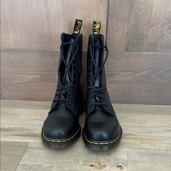 Dr. Martens Black Leather Boots - Virginia - Picture 1 of 5